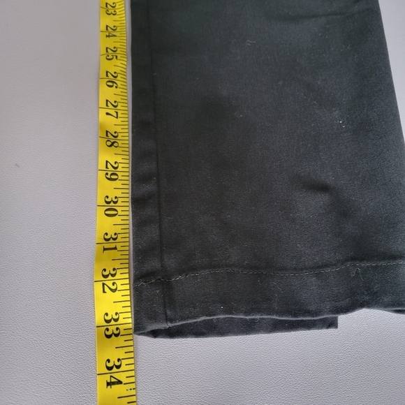 Croft & Barrow Classic-Fit Easy-Care Stretch Flat-Front Khaki Pants Men's 38x34 - Picture 10 of 10